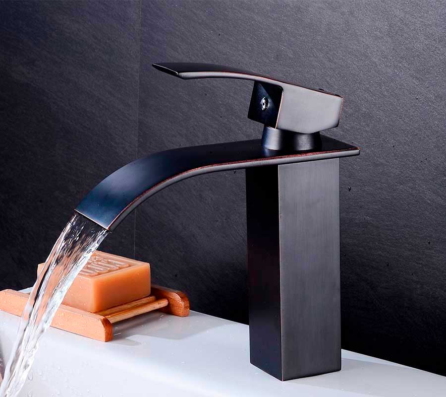 Torneira para Banheiro Monocomando Baixa Quadrada Slim Black